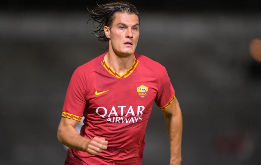 中脱颖而出 中脱颖而出